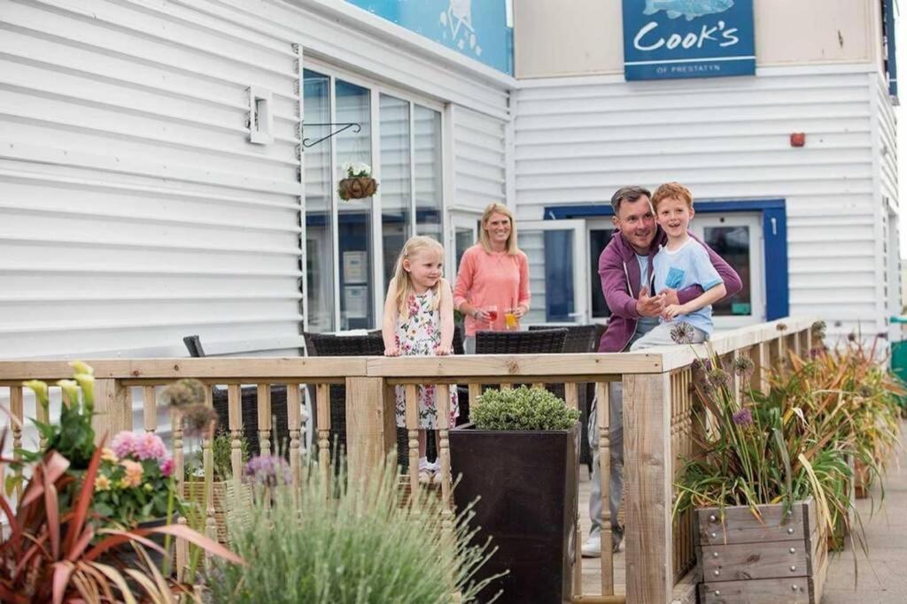 Presthaven Cozy Retreat Apartment Prestatyn Luaran gambar
